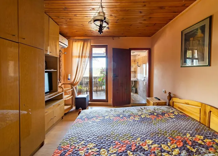 винената къща Къща за гости *