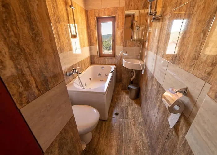 винената къща Къща за гости